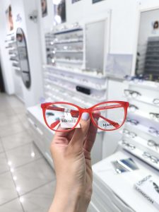 Mango naocare plasticne